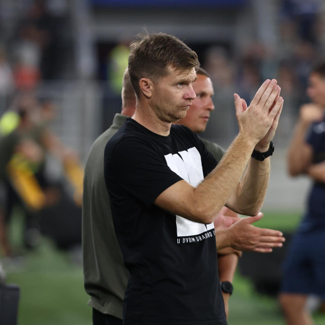 Trener Osijeka Simon Rožman