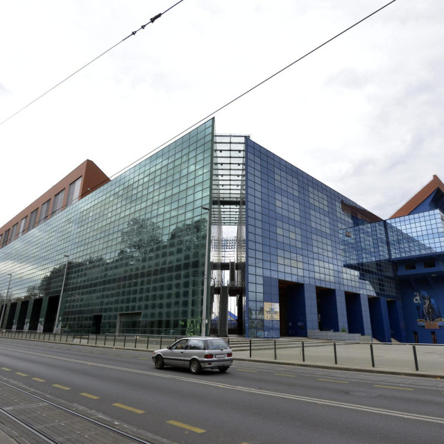 Pogled na sjevernu tribinu maksimirskog stadiona