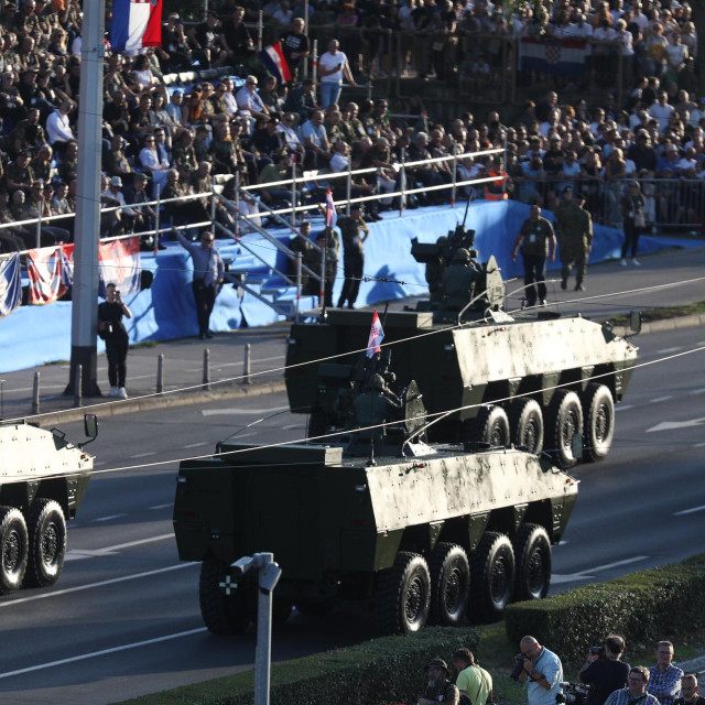 Svečani vojni mimohod 2025 