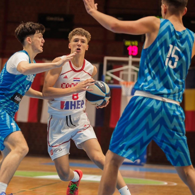 Pokupio ‘brdo‘ nagrada - Nikša Zlopaša