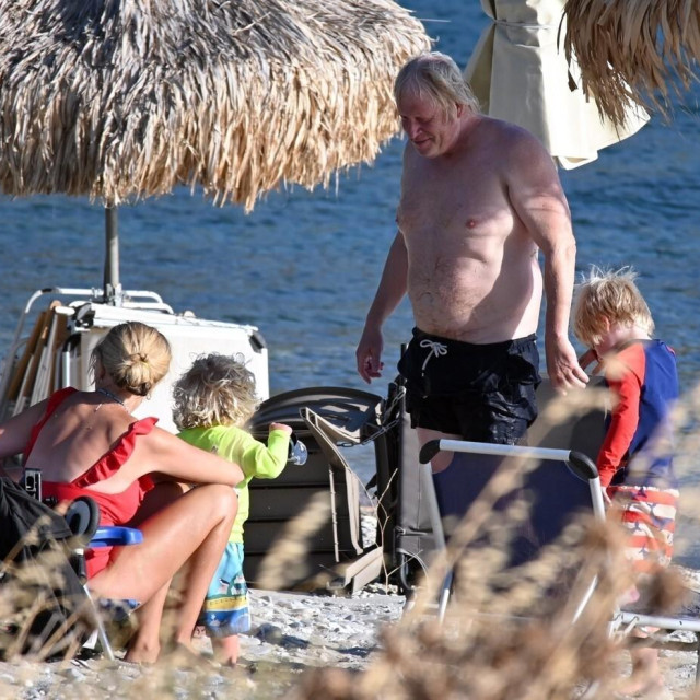 Boris Johnson na odmoru u Grčkoj