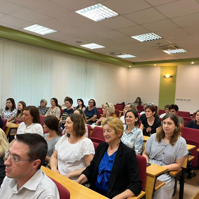 Regionalni koordinator Javna ustanova Razvojna agencija Bjelovarsko-bilogorske županije prijavila je projekt Zaželi - Program zapošljavanja žena u kategoriji Doprinos lokalnoj i regionalnoj zajednici