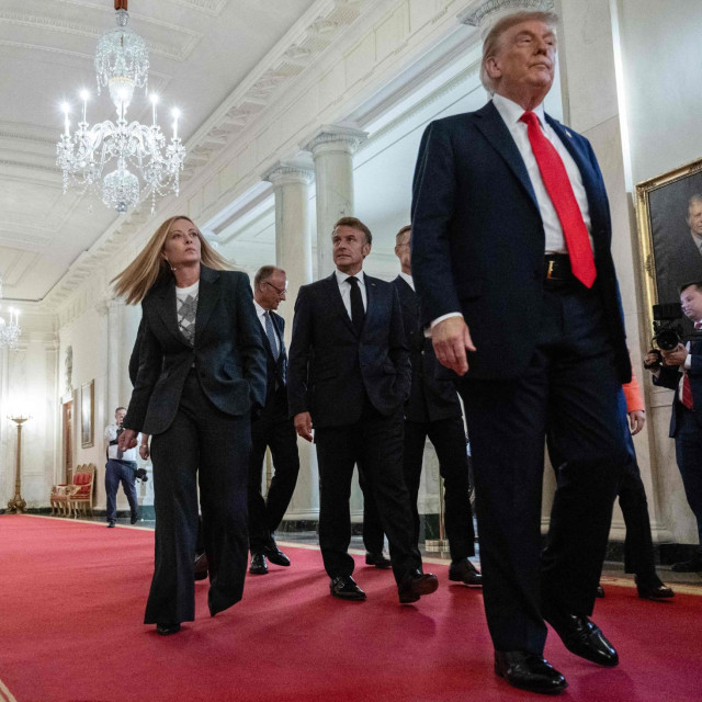 Donald Trump u Bijeloj kući tijekom susreta s europskim čelnicima