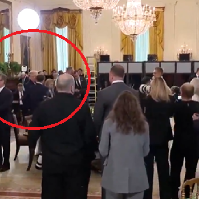 Emmanuel Macron i Donald Trump u Bijeloj kući