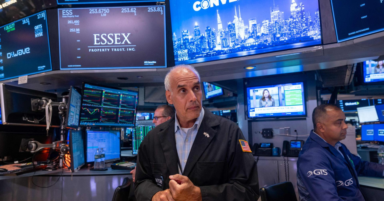 Wall Street pao uoči sastanka središnjih bankara