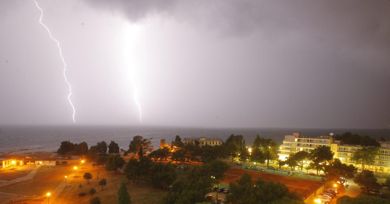 DHMZ upravo izdao crveno upozorenje za tri hrvatske regije, stiže opasno nevrijeme
