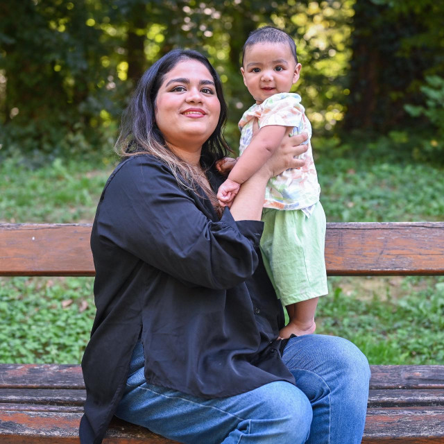 Sharmin Sultana i njezin sin Karim
 