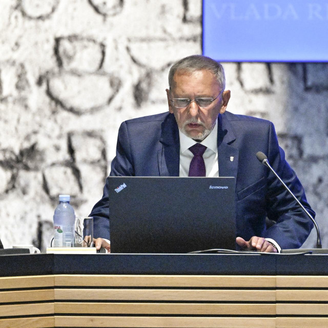 Davor Božinović