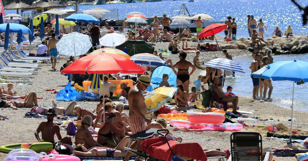 Pojavio se video s makarske plaže, odmah je podigao buru na mrežama: ‘Svaka vam čast! Ovo prelazi sve granice...‘