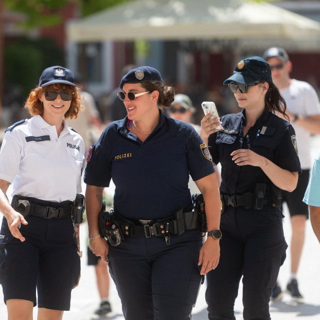 Strani policajci u Zadru