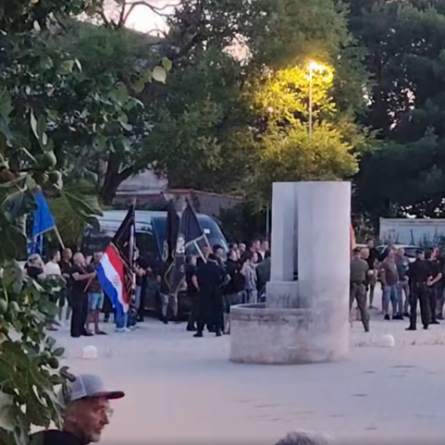 Prosvjed branitelja i navijača u Benkovcu