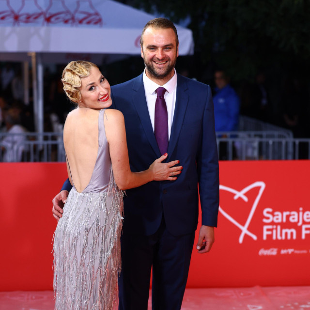 Mona Muratović i Danko Delibašić
 