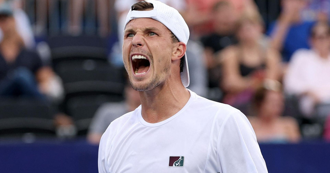 Madžar Fucsovics zmagal v Winston-Salemu, Šnajderjeva pa v Monterreyju