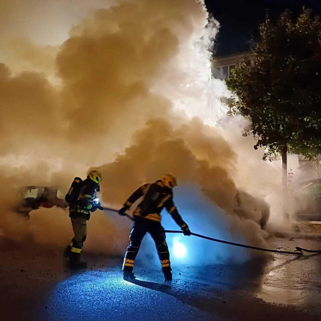 požar vozila u zapruđu