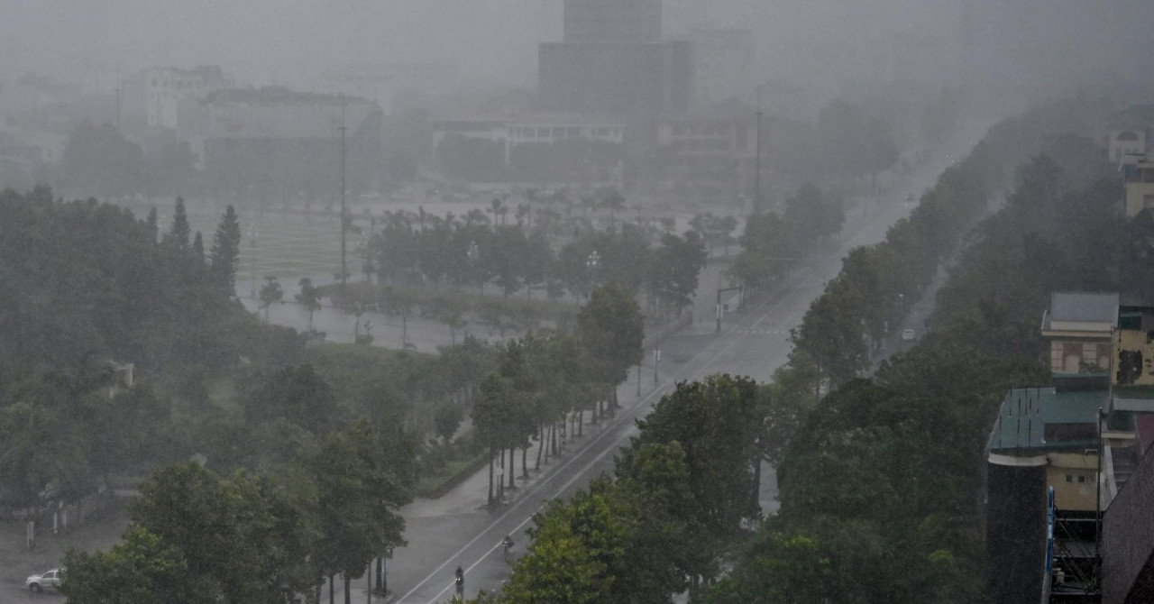 Dramatični prizori, gradovi su prazni, ceste uništene. Naređena evakuacija pola milijuna ljudi: ‘Ovo je zastrašujuće!‘