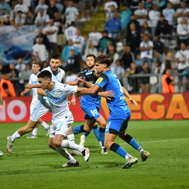 Rijeka - Varaždin: Luka Menalo, Luka Škaričić