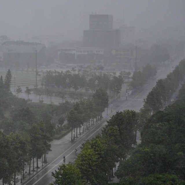 Prizor ulica iz grada Vinh u Vijetnamu