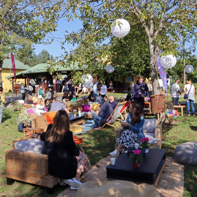 Trenuci odmora nakon predavanja na prošlogodišnjem festivalu