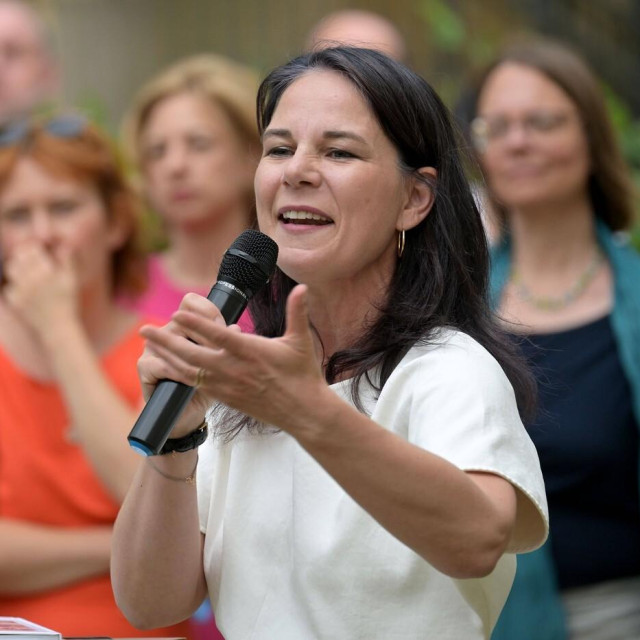 Bivša njemačka ministrica vanjskih poslova Annalena Baerbock vodeća je eurospka ‘zelena ratnica‘