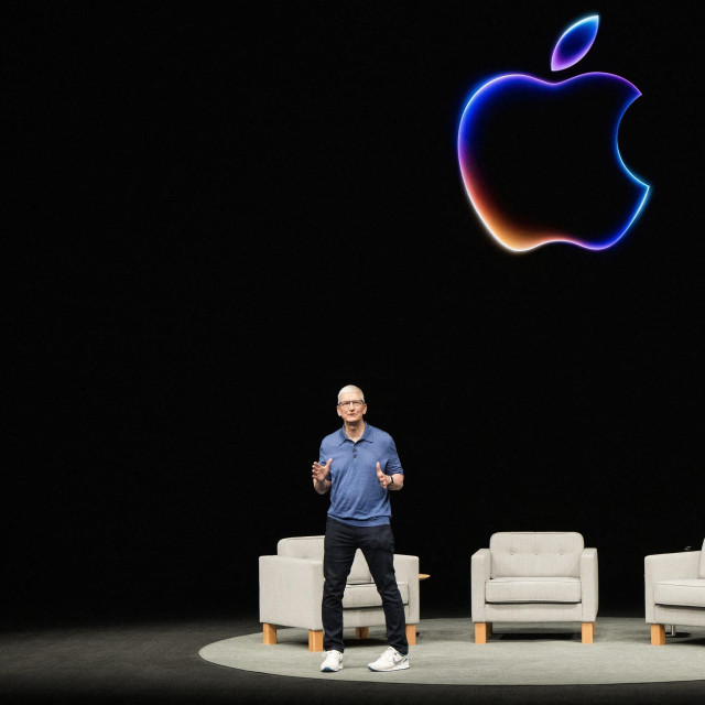 CEO Applea Tim Cook najavio je Apple Intelligence u lipnju prošle godine