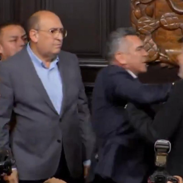 Tučnjava u meksičkom Senatu