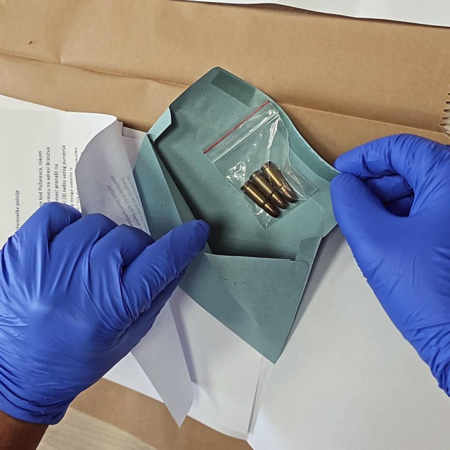 Prijeteća pošiljka