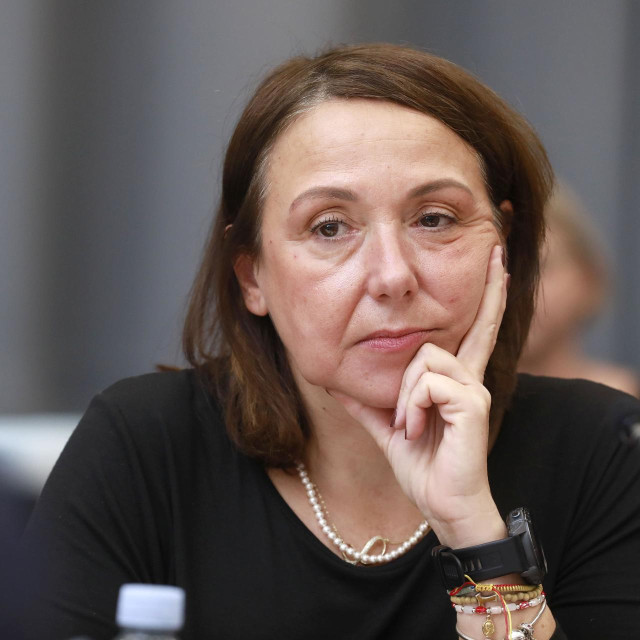 Irena Hrstić