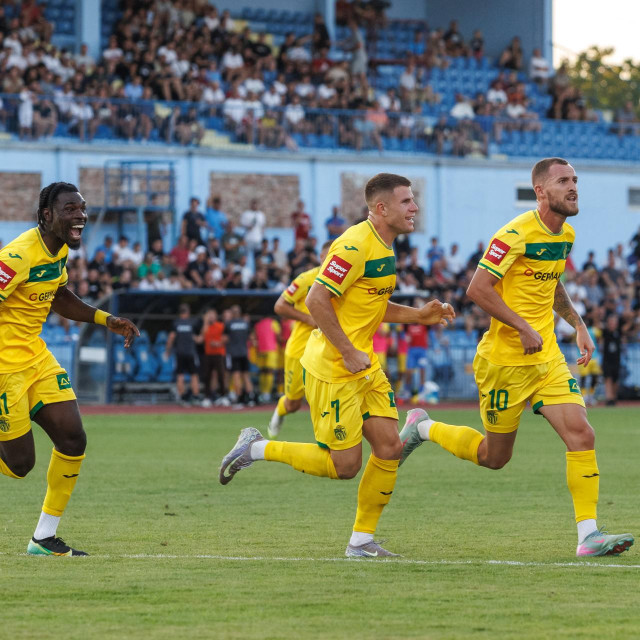 Vukovar 1991 - Istra 1961: Mamadou Seydou Bengura, Vinko Rozić, Stjepan Lončar