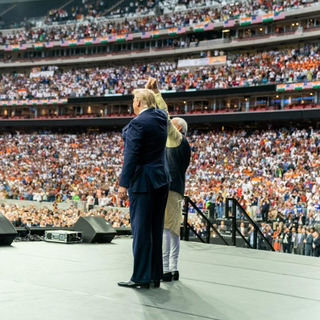 Donald Trump i Narendra Modi pred 50.000 ljudi u Houstonu 2019.