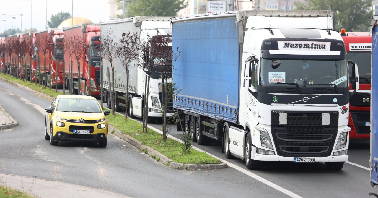 Kaos na granicama s Hrvatskom, kamionima blokirali ceste: ‘Ostajemo ovdje sve do ispunjenja naših zahtjeva! Ovo je prvi...‘