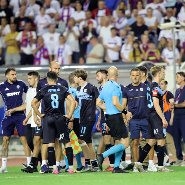 Rijeka zaostaje osam bodova