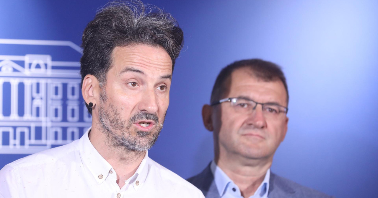 Most napovedal zahtevo za odpoklic ministrice Obuljen Koržinek zaradi financiranja festivalov