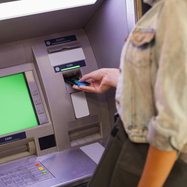 Moj stav prema vlastitim financijama je iracionalan i optimističan