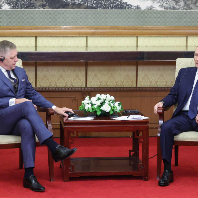 Vladimir Putin i Robert Fico, sastanak u Pekingu