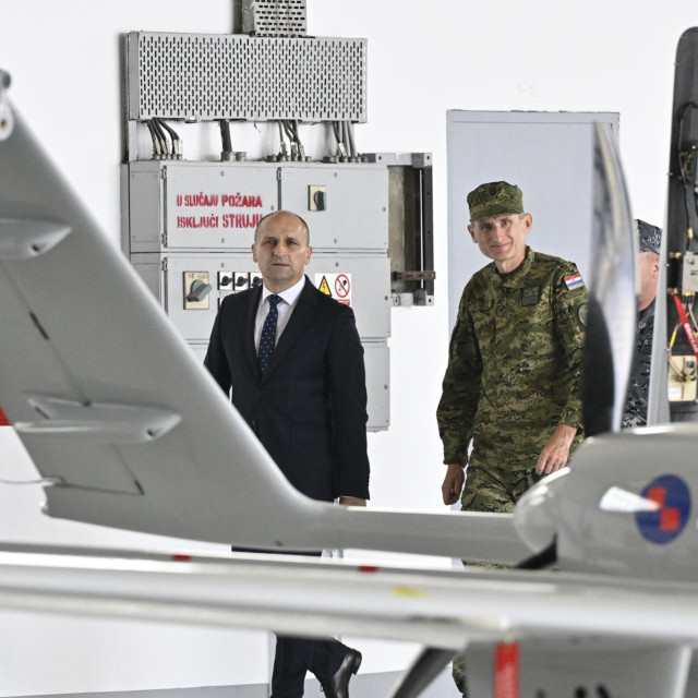 Ministar obrane RH Ivan Anušić i general-pukovnik Tihomir Kundid, načelnik Glavnog stožera Oružanih snaga Republike Hrvatske