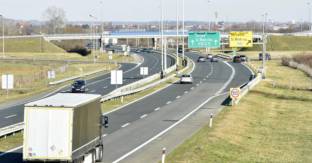 Dogodila se prometna nesreća na A3, na čvoru Slavonski Brod zapad