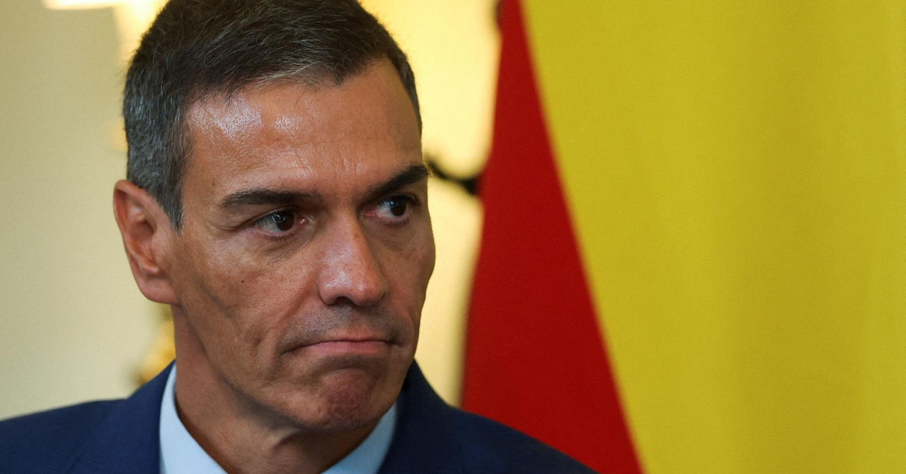 Drama uoči sastanka Koalicije voljnih u Parizu, avion španjolskog premijera iznenada se morao vratiti u Madrid