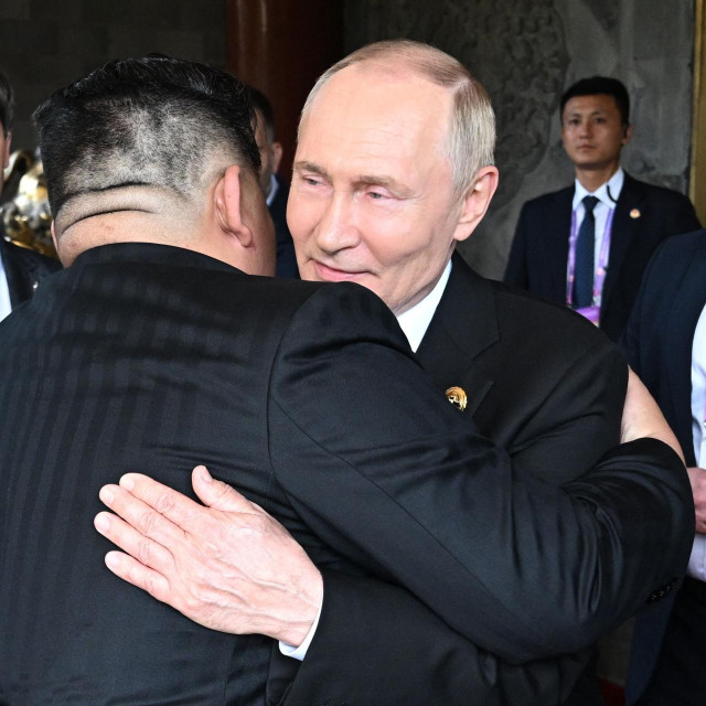 Kim Jong Un, Vladimir Putin