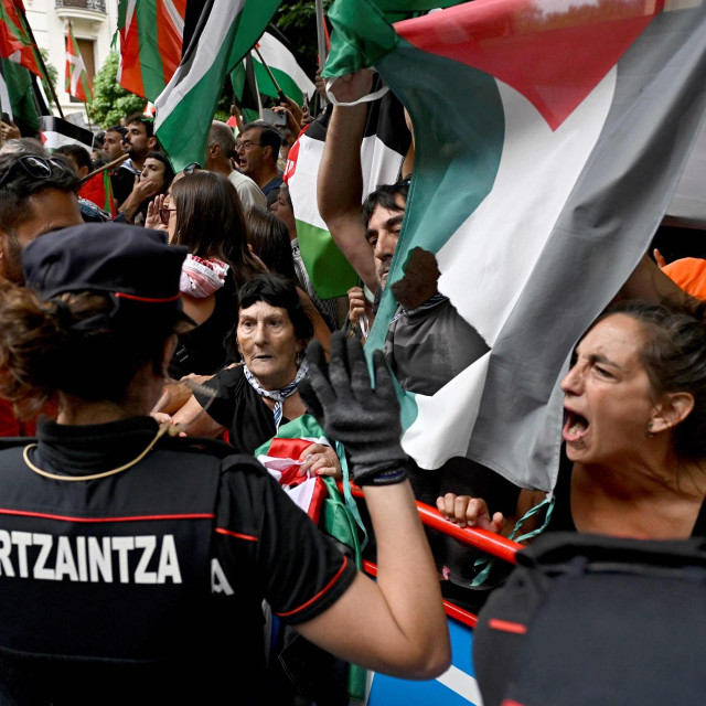 Utrka Vuelta, scene prosvjeda