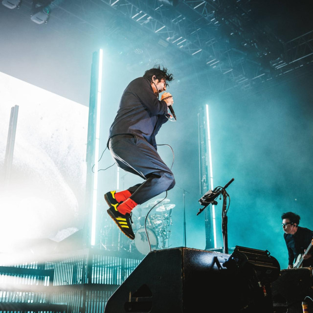 Deftones

Chino Moreno