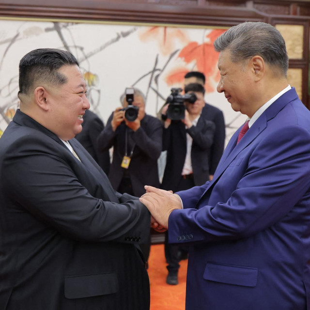 Susret Kima Jong-una i Xija Jinpinga u Pekingu