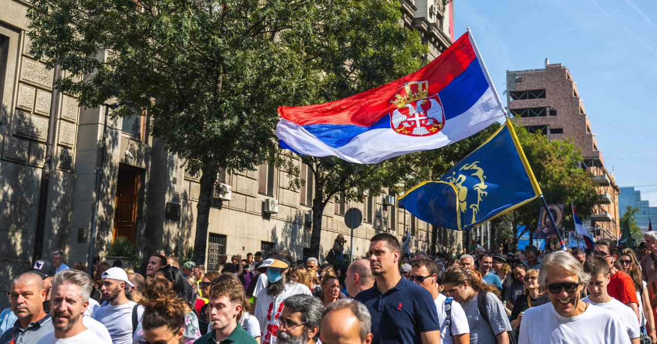 Srbijanski studenti zahtijevaju istragu policijske upotrebe sile: ‘Potegli ste pendrek na goloruk narod‘