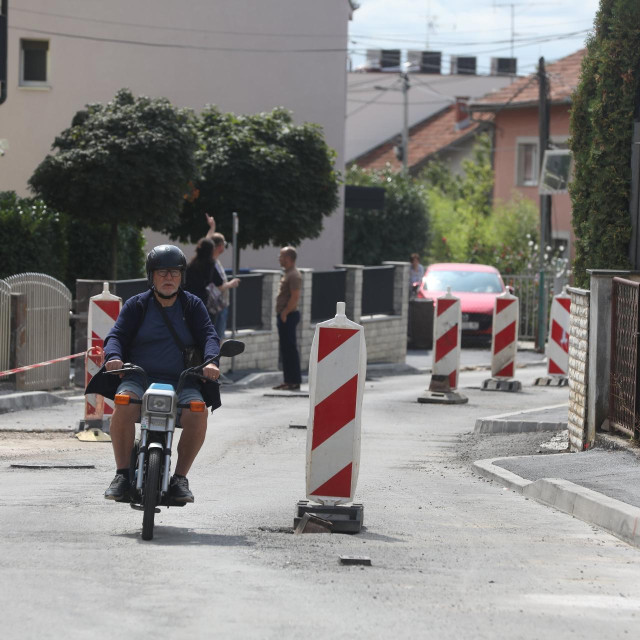 Mjesecima traje muka s asfaltiranjem ulice