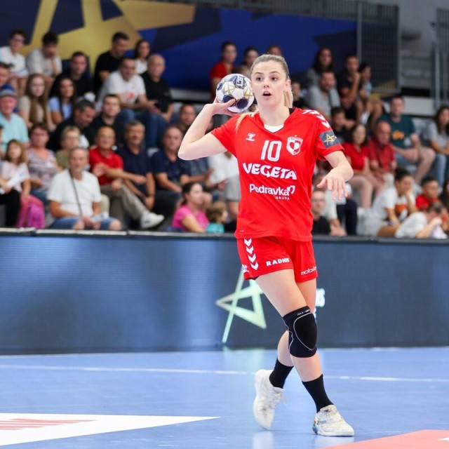 13 golova za početak - Mateja Pletikosić