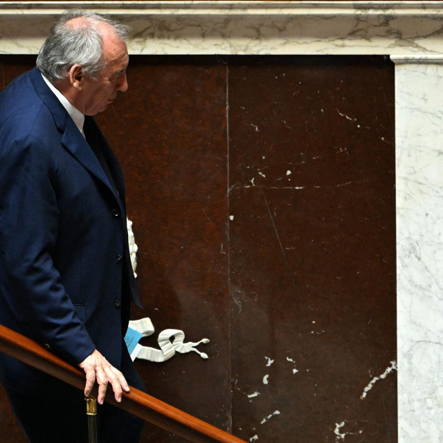 Bayrou je bio premijer samo devet mjeseci