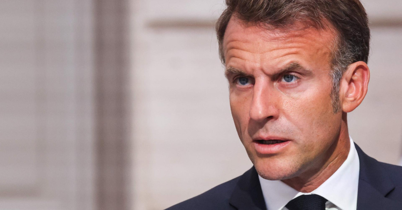 Politički potres u Francuskoj: Macron prihvaća ostavku premijera i traži nasljednika kako bi spriječio kolaps vlade