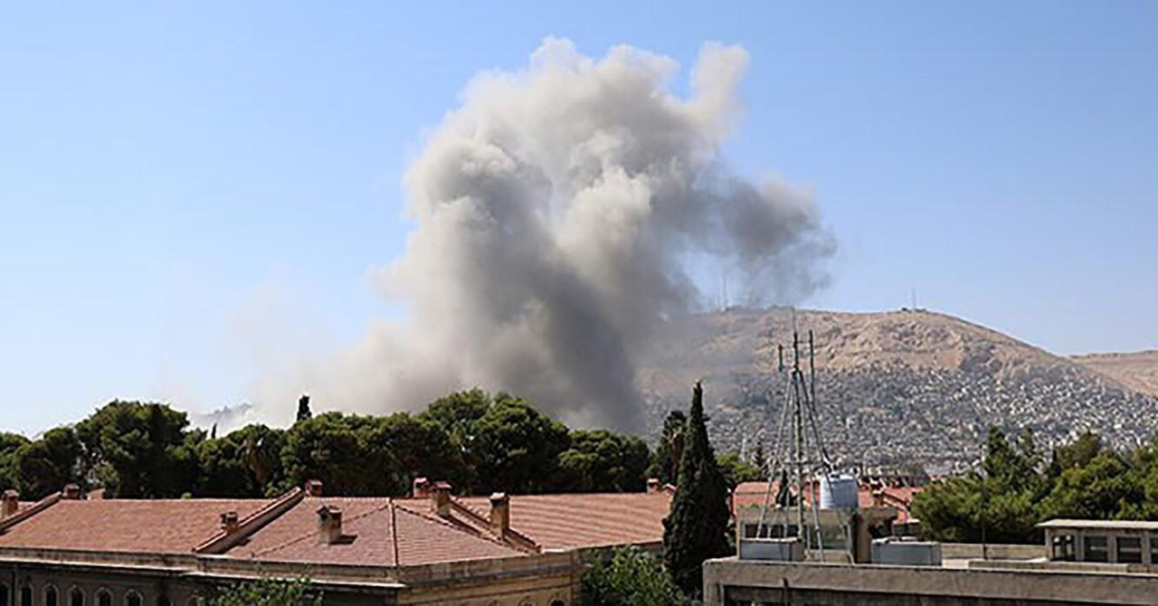 Sirijski mediji: Izrael izveo nove zračne napade u blizini tri grada; Damask osudio ‘kršenje suvereniteta‘