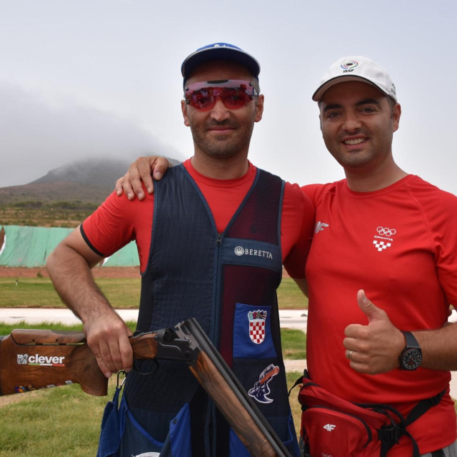 Anton i Josip Glasnović