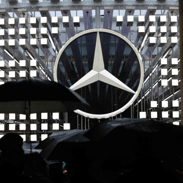 Mercedes, ilustracija