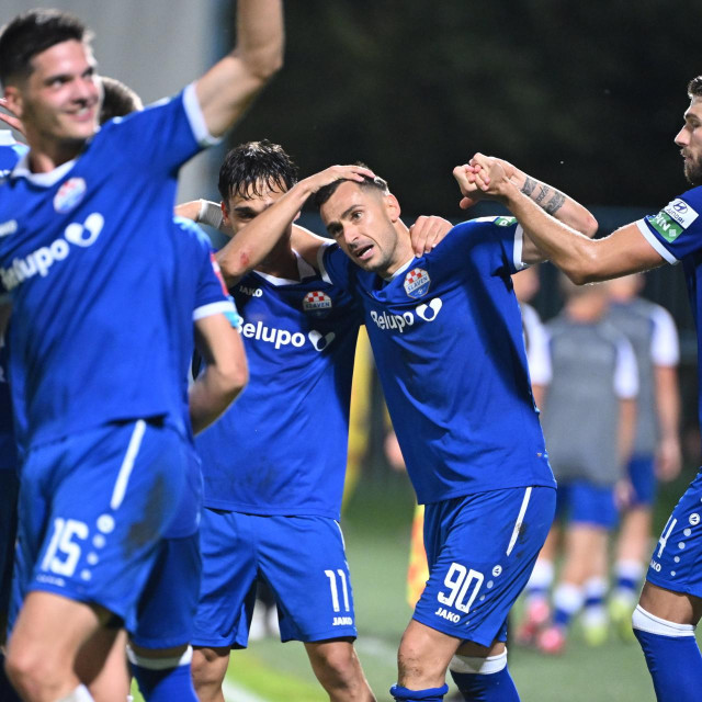 Ilija Nestorovski slavi pogodak